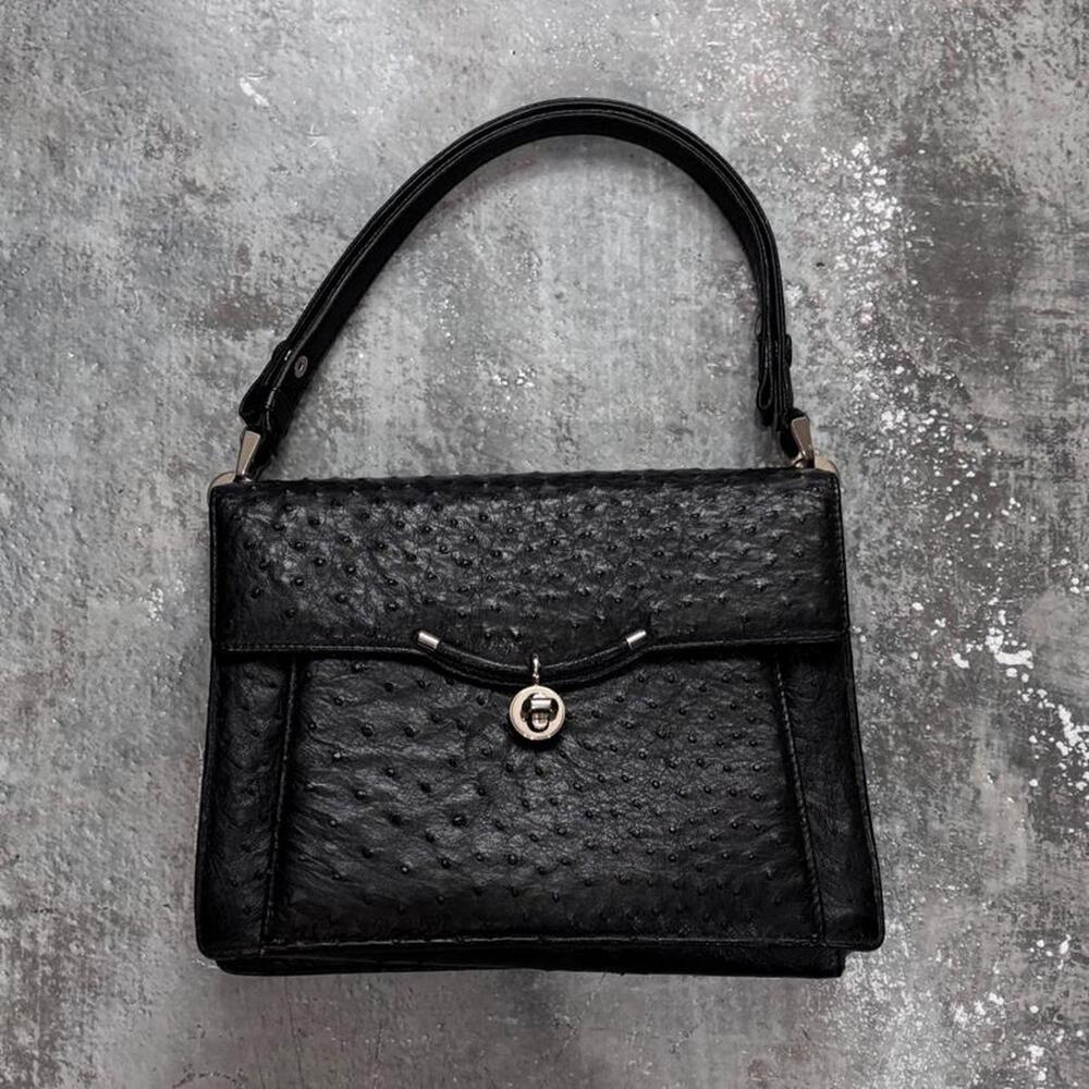 Vintage 90s Black Ostrich Leather Handbag! Clutch